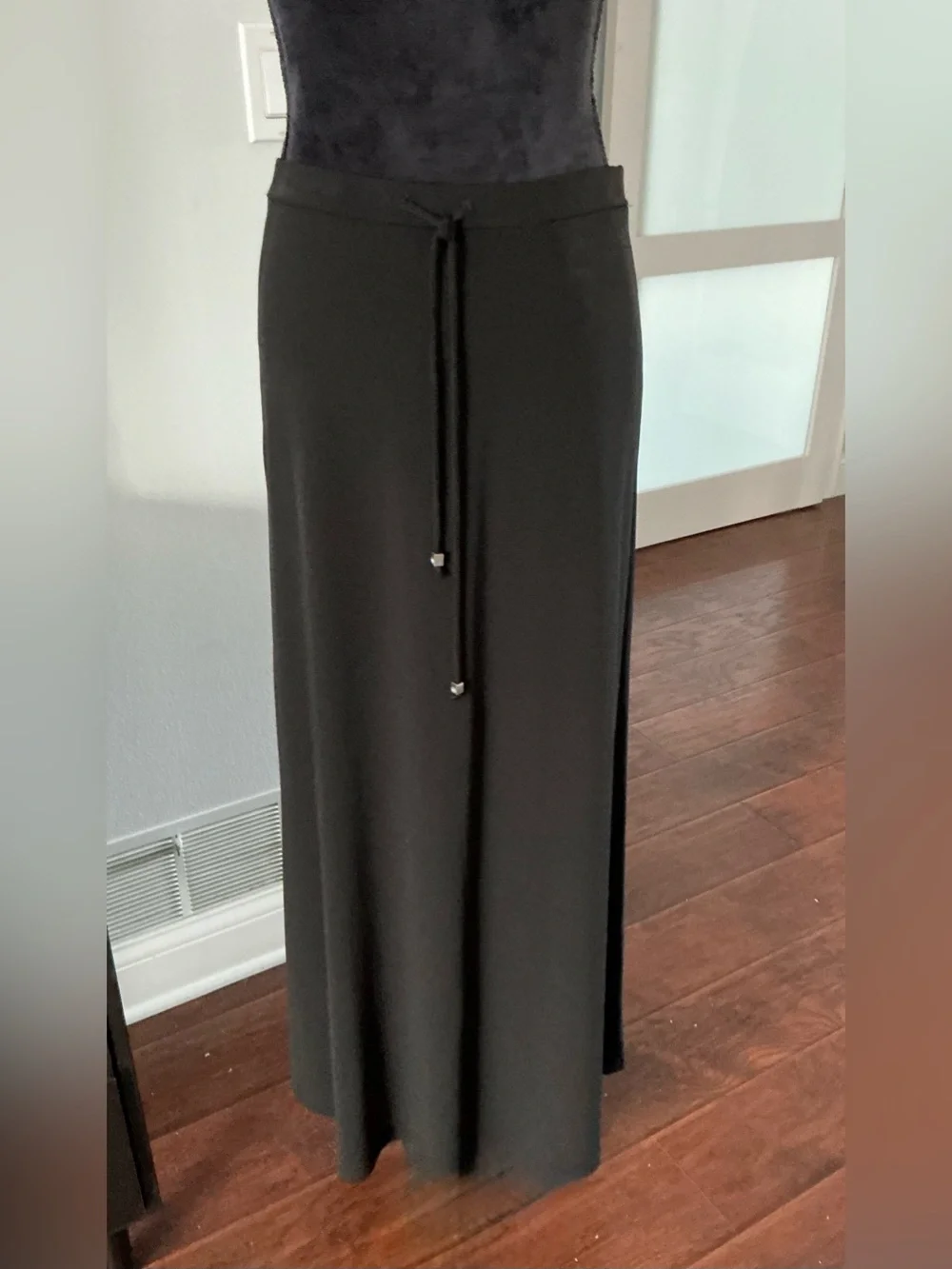 ELEGANT Michael Kors MIDI skirt 🌹